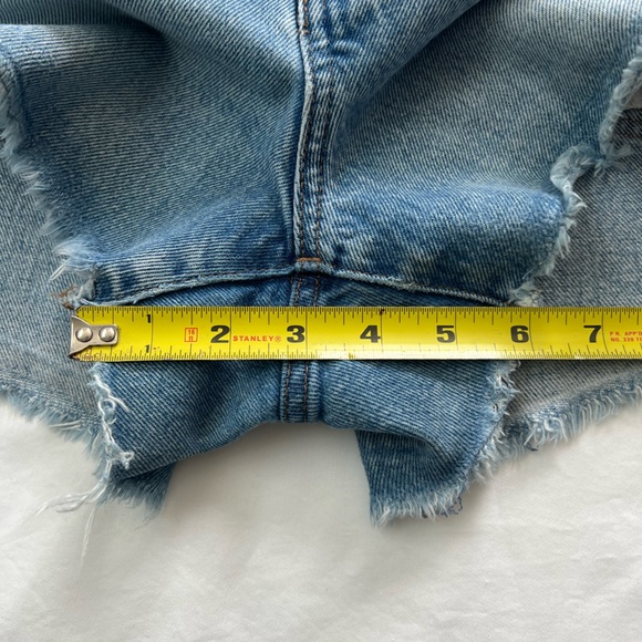 Madewell High-Rise Relaxed Denim Shorts, Size 29 - Picture 8 of 9